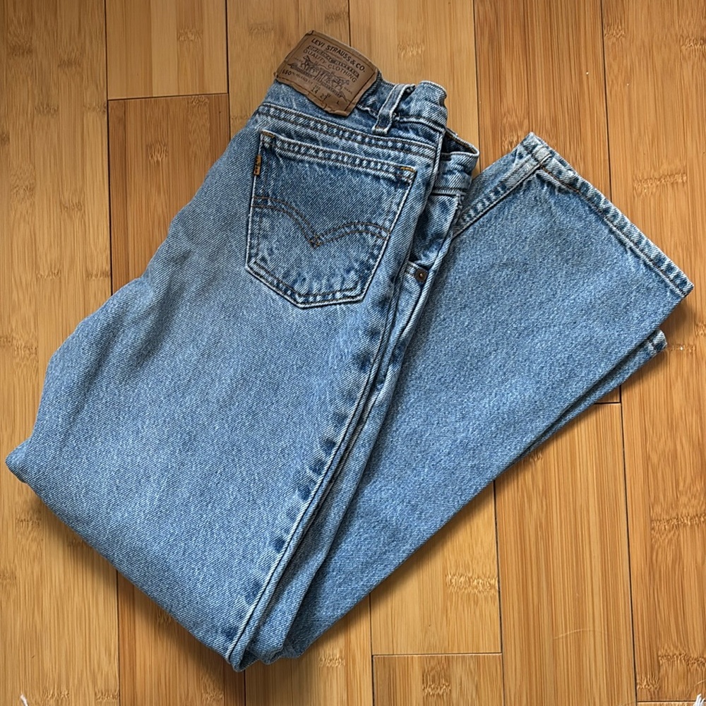 Vintage Levi’s bronzes label